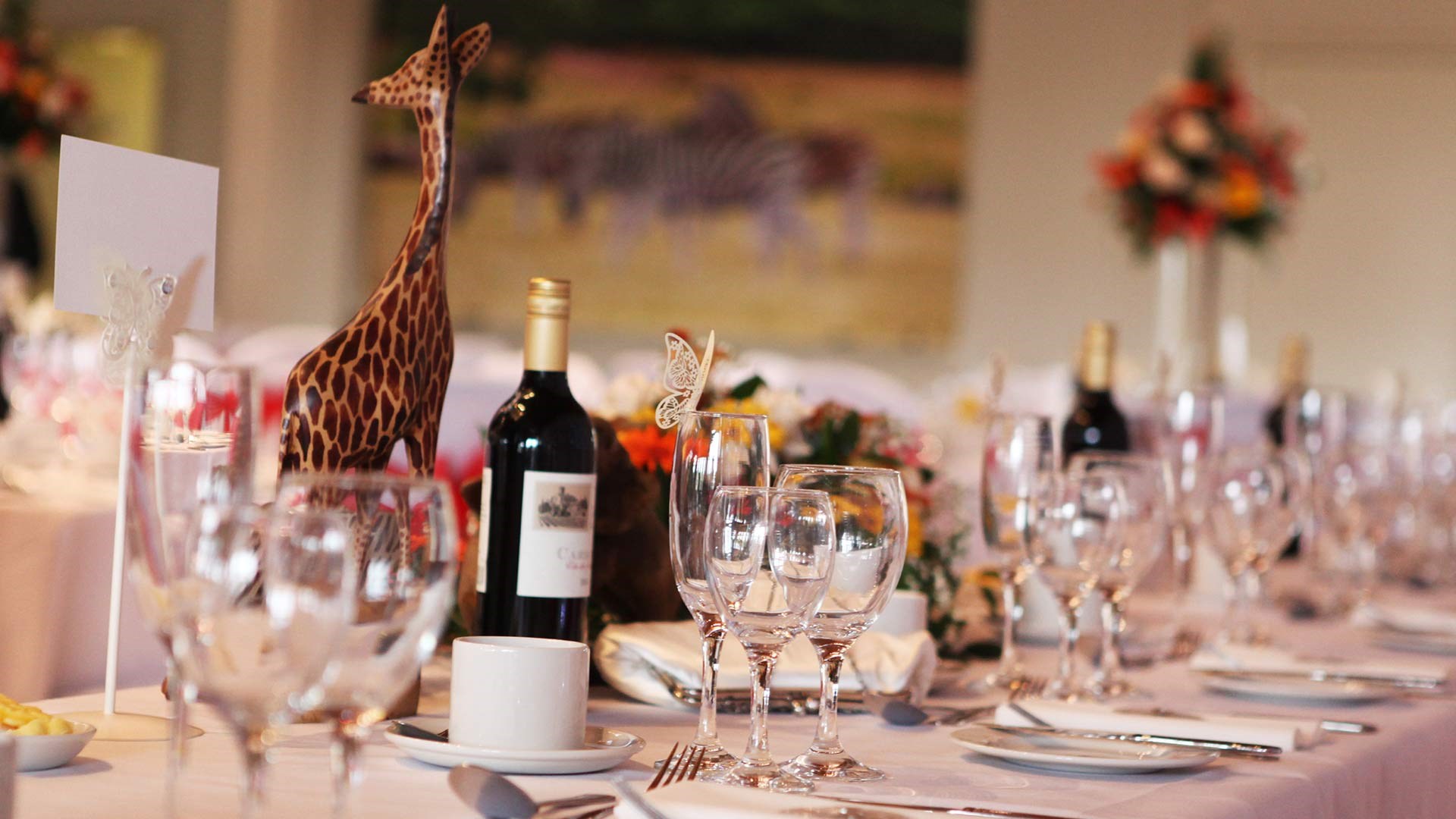 Image of wedding venue table layout giraffe web res